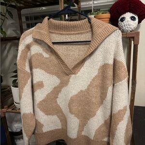 SHEIN Beige and Cream V-Neck Patterned Sweater